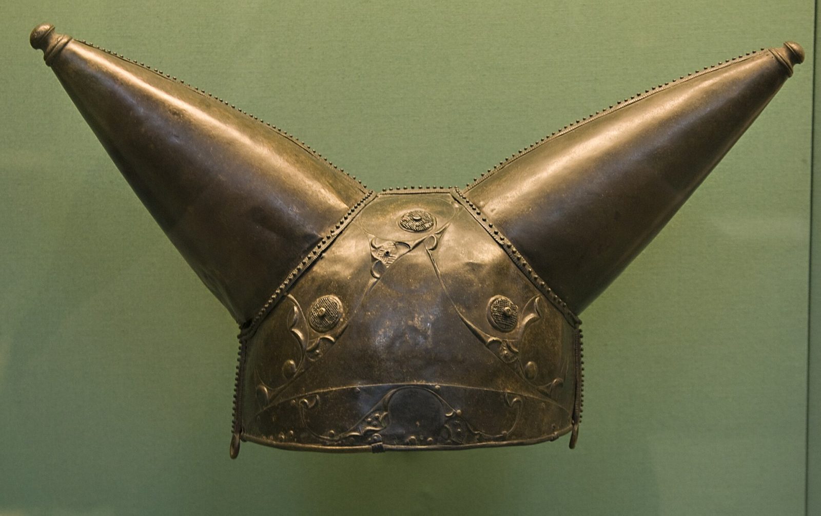 Iron Age weapons, England
