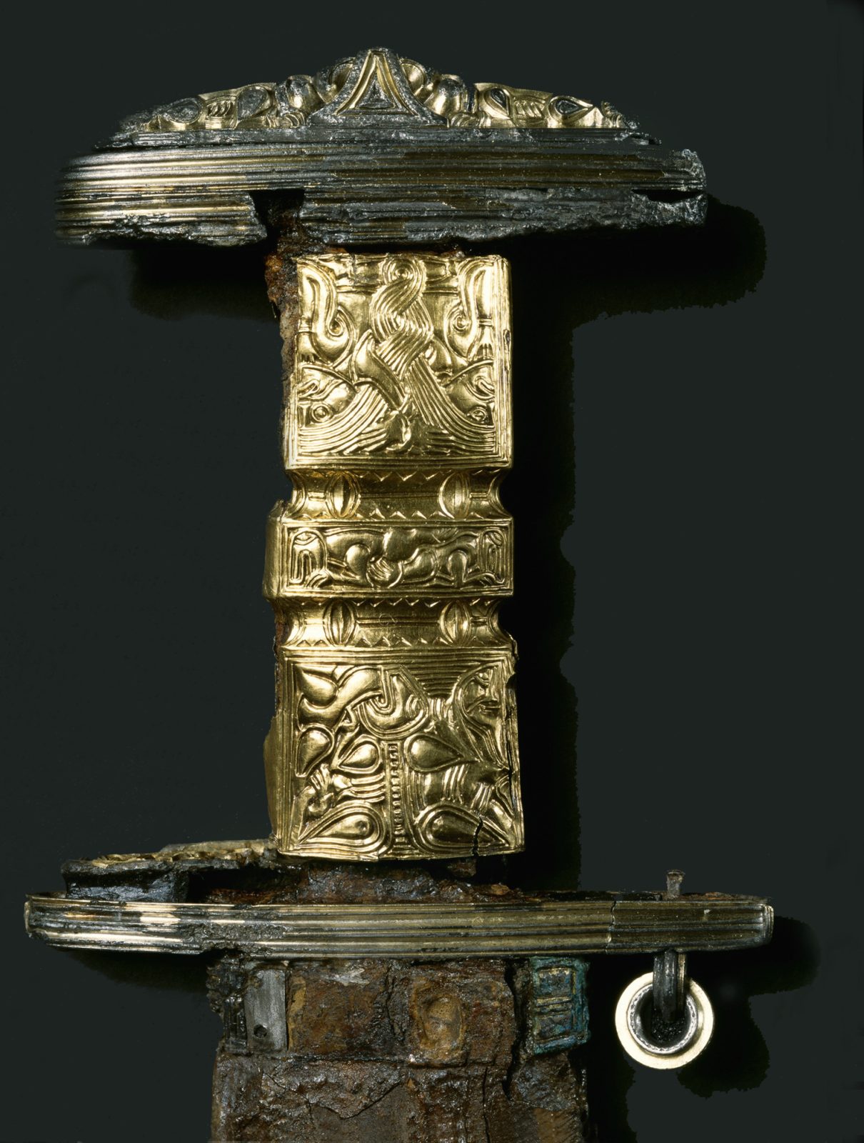 Early Medieval weapons, Norway